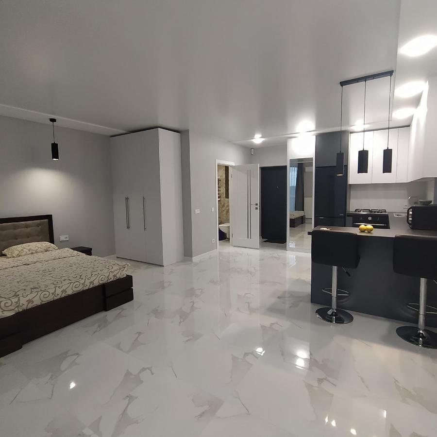 Vip Apartment Near Center Liov Exterior foto