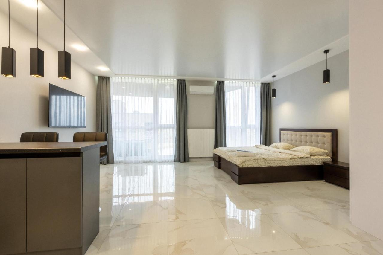 Vip Apartment Near Center Liov Exterior foto